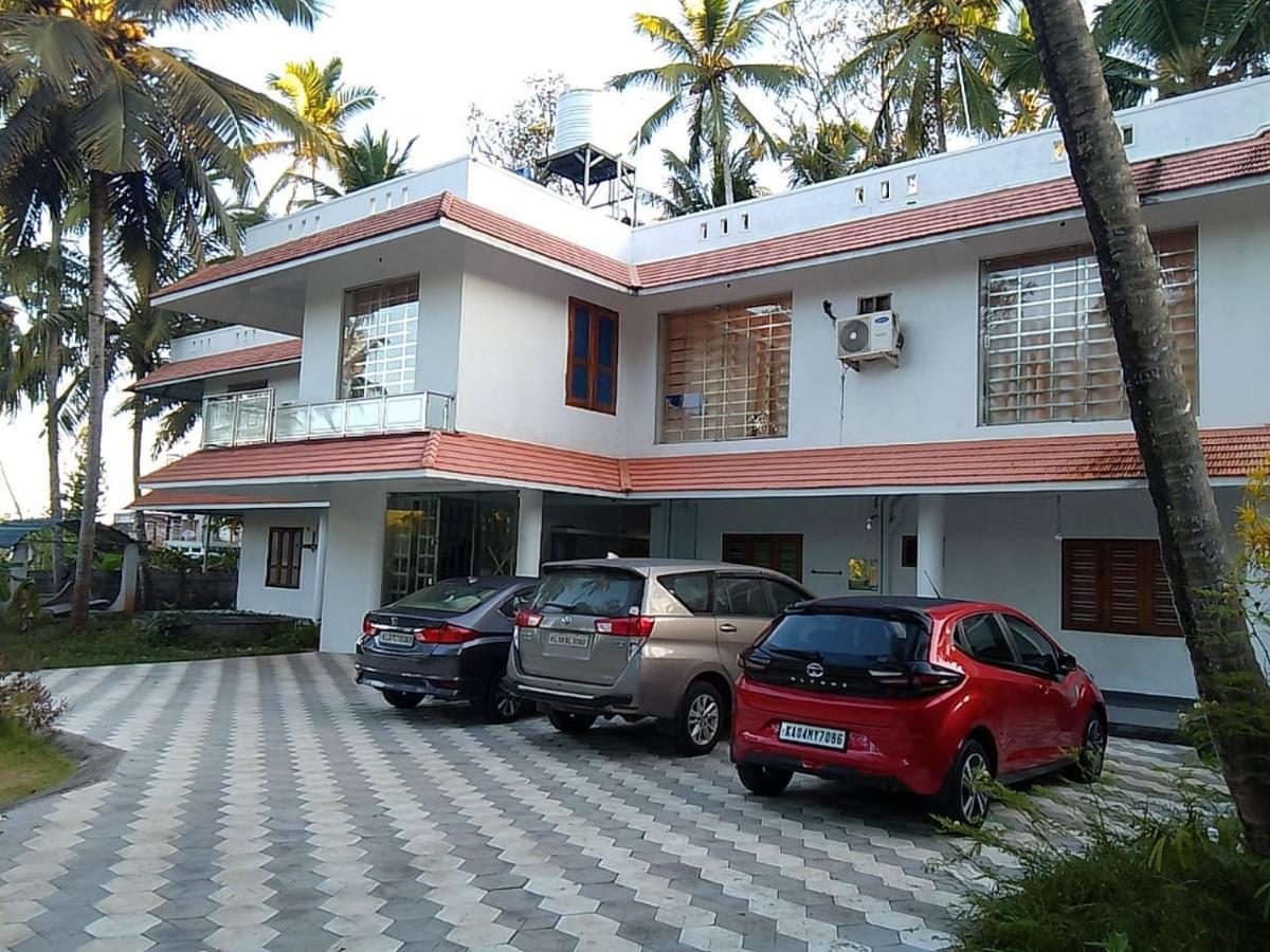 Somatheertham Resort Thiruvananthapuram Luaran gambar