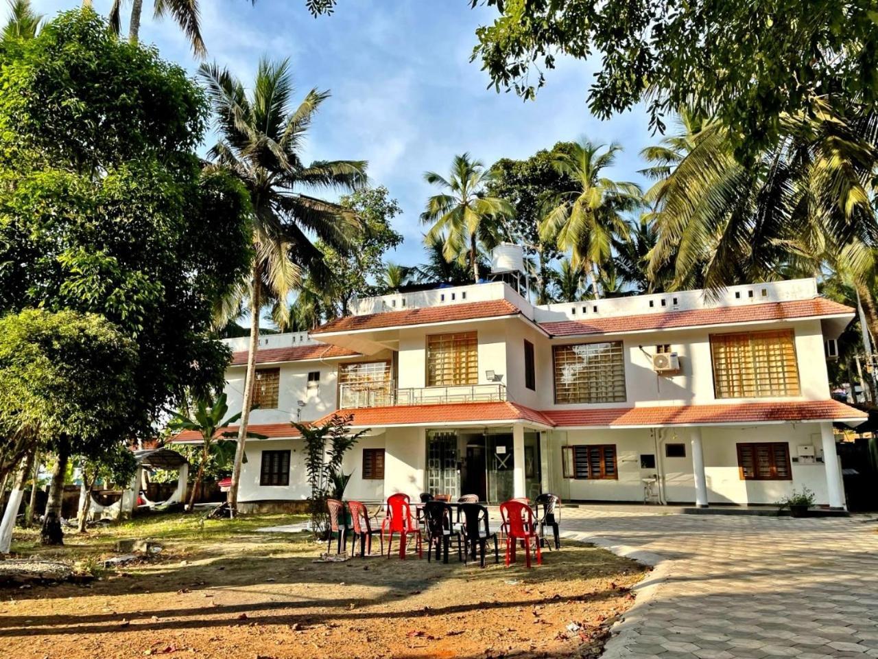 Somatheertham Resort Thiruvananthapuram Luaran gambar